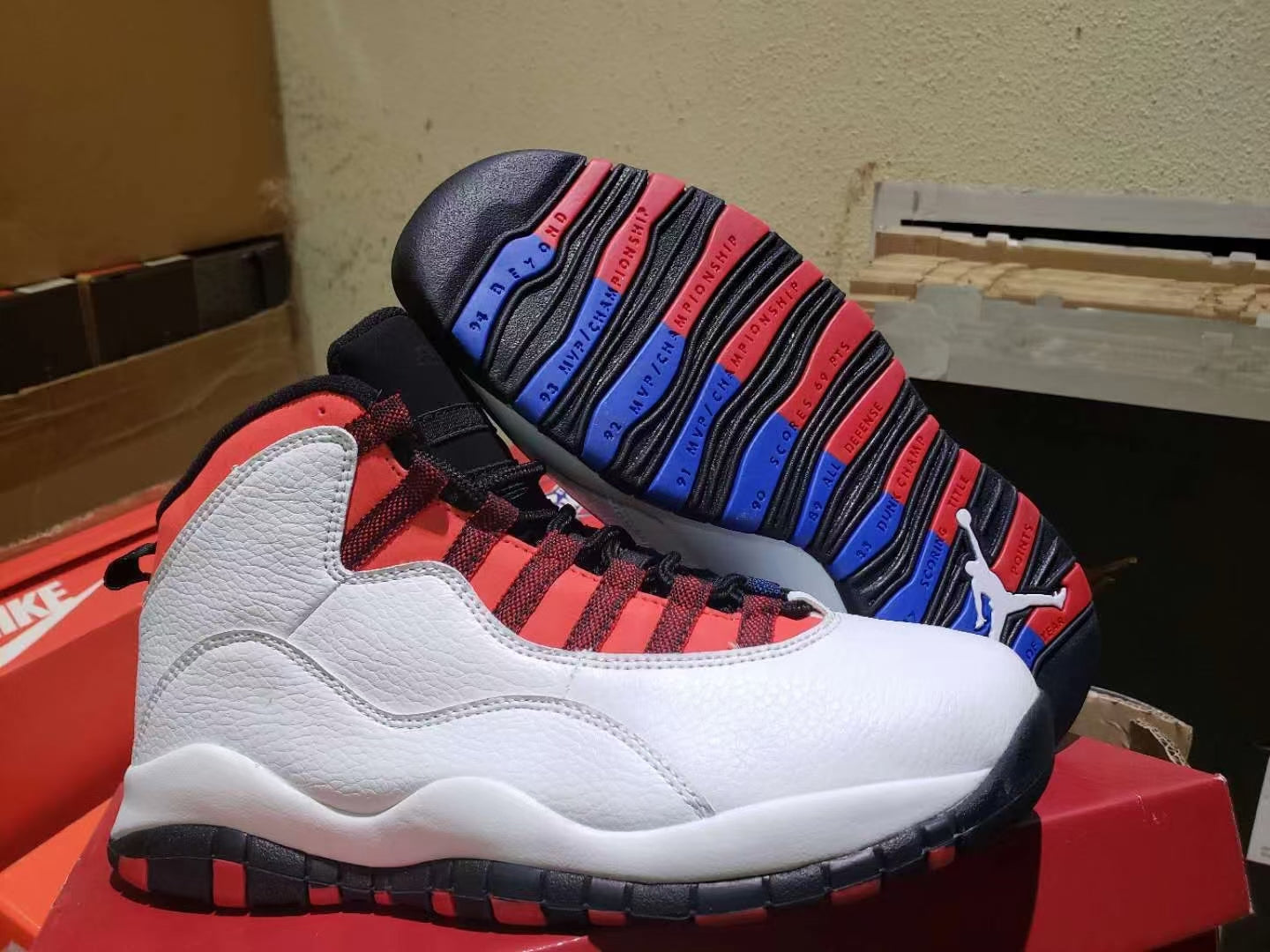 aj10