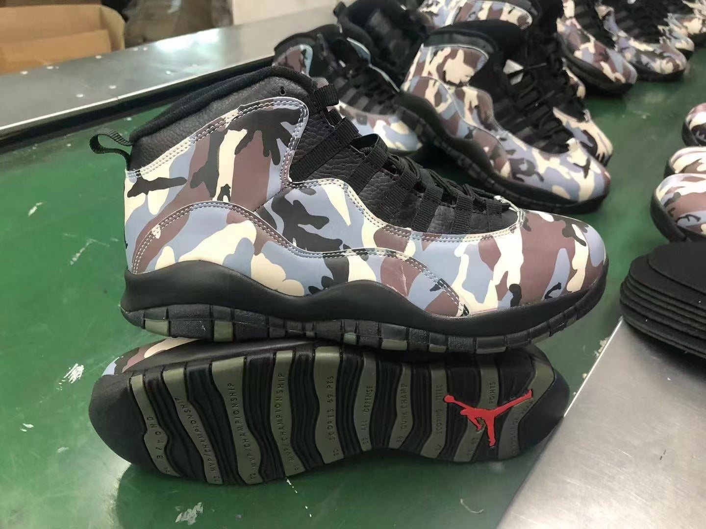 aj10