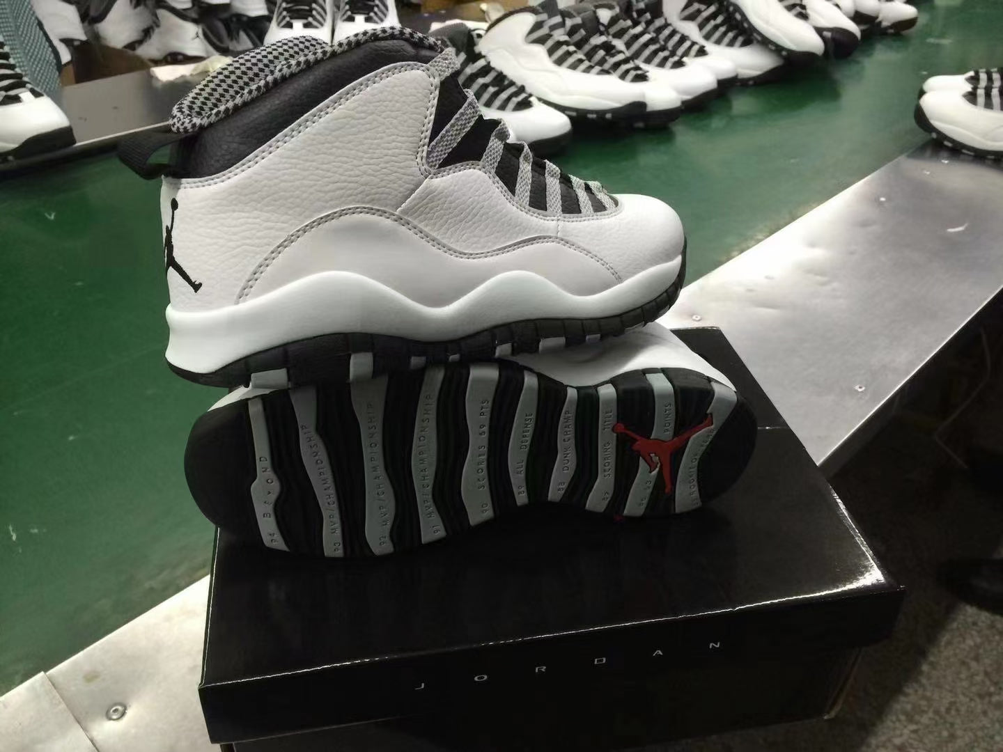 aj10