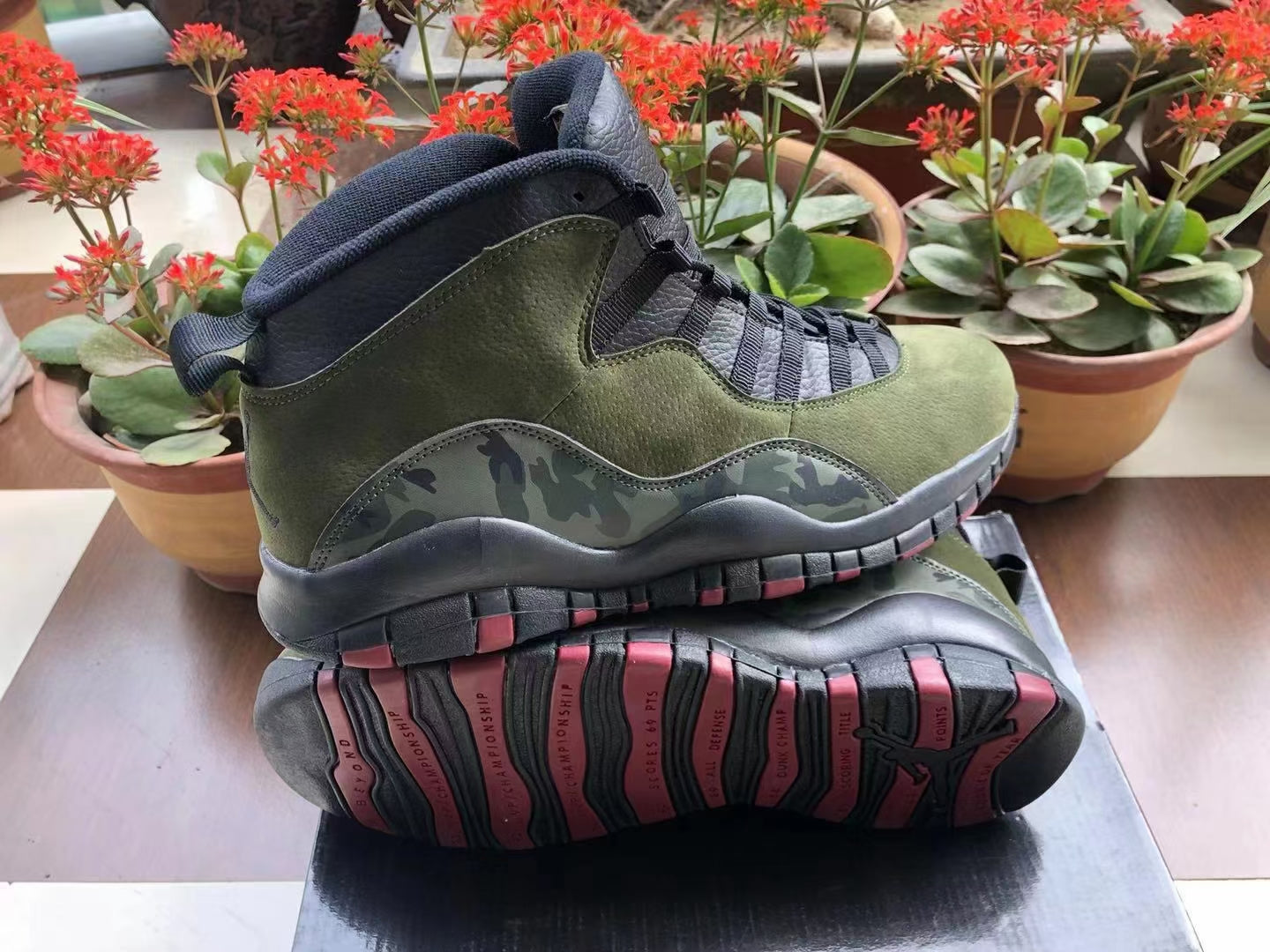 aj10