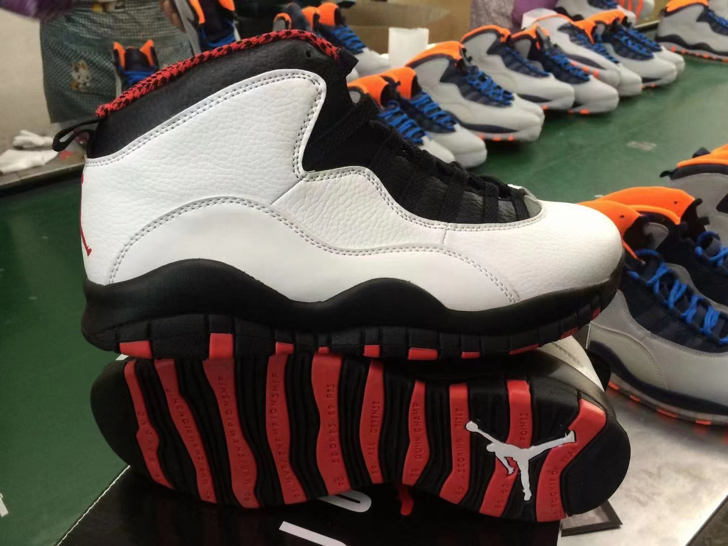 aj10