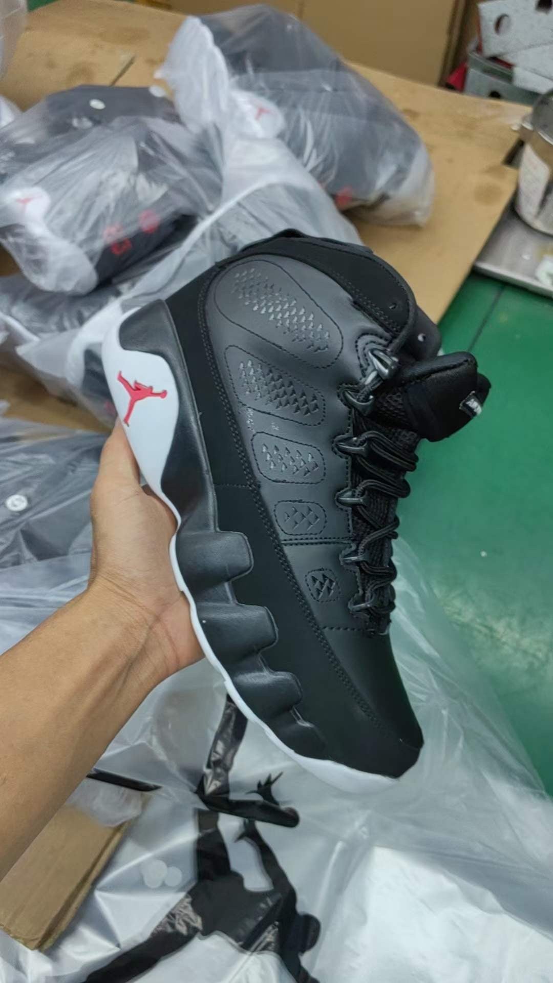 aj9