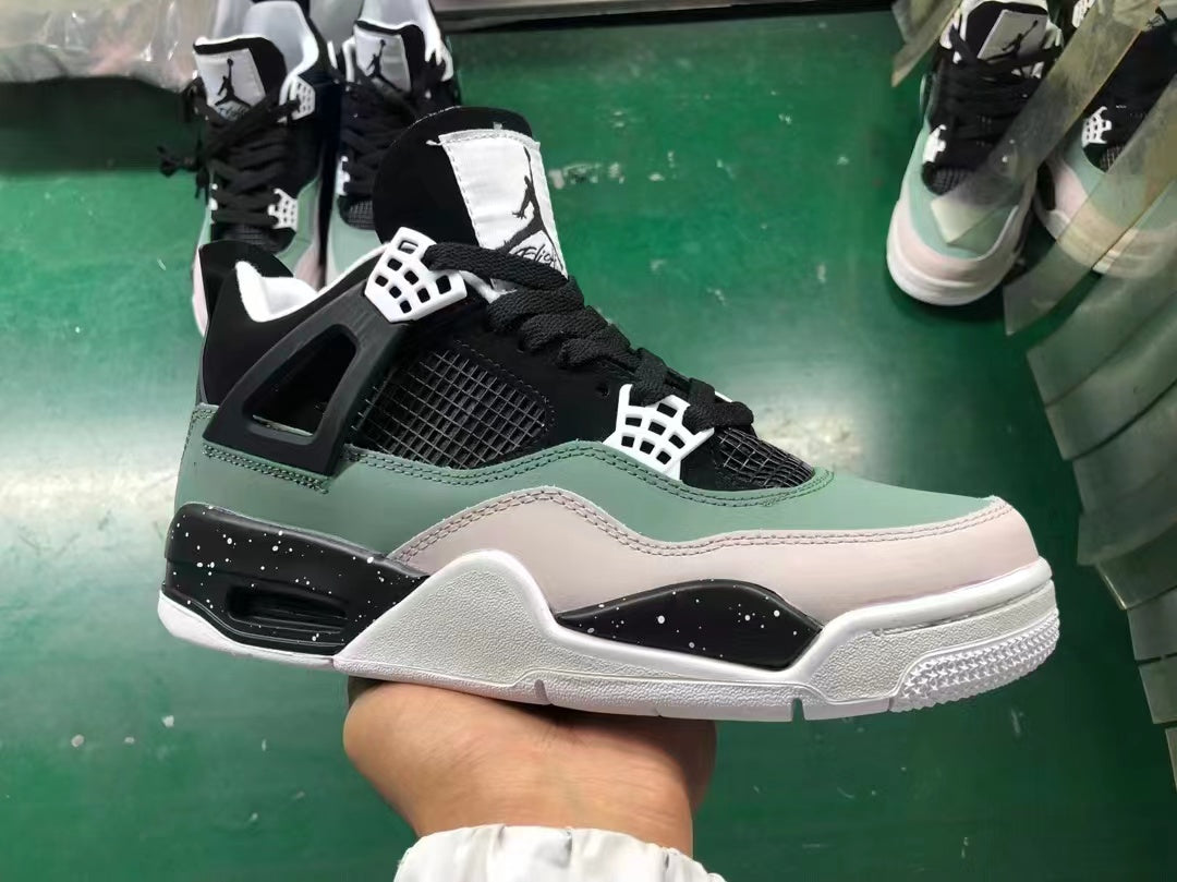 aj4