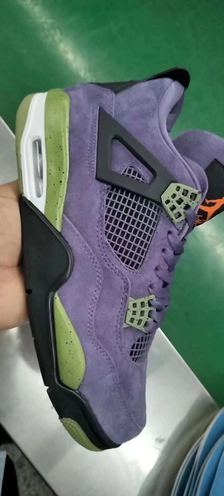aj4