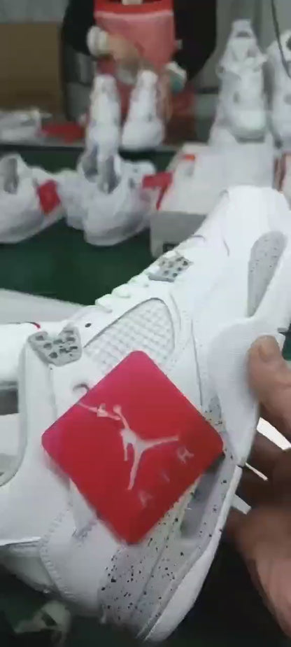 aj4